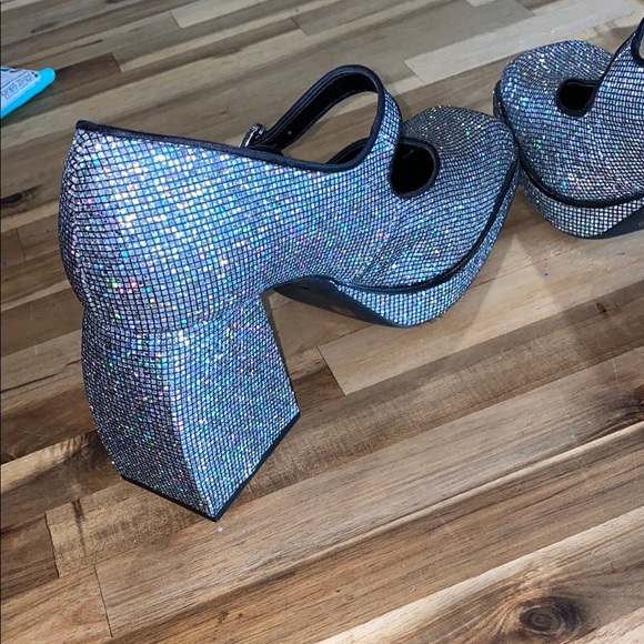 Gianni Bini silver holographic Sparkling Mary Jane square Heels - Picture 7 of 15